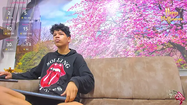 BvlgarVoyss online show from 11.15.25