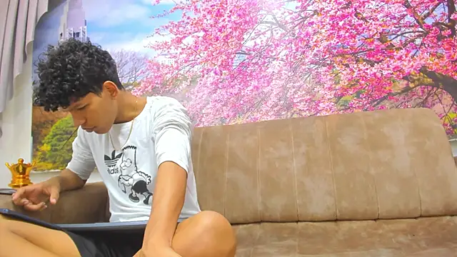 BvlgarVoyss online show from 11.17.25