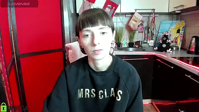 TayanaJons online show from 12.15.25