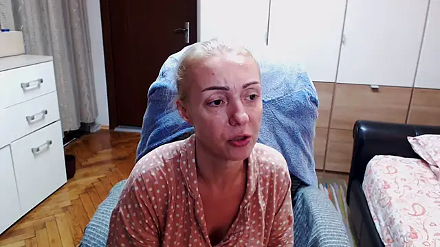 Snapshot of Leona-Exotic chatting on 07.22.26 Leona-Exotic online show from 07.22.26