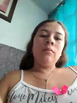 Snapshot of selena_gomez2 chatting on 01.19.25 selena gomez2 online show from 01.19.25