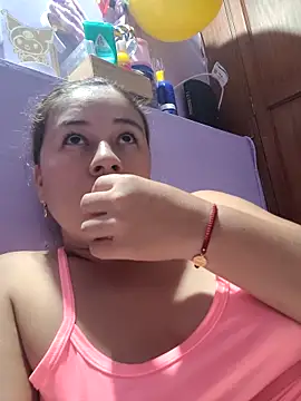 Snapshot of selena_gomez2 chatting on 10.19.25 selena gomez2 online show from 10.19.25