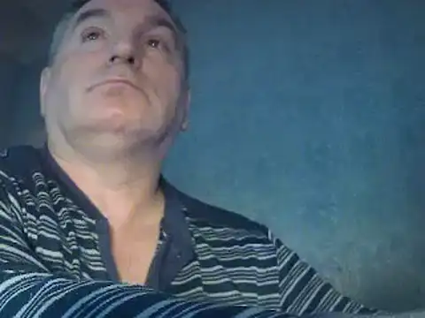 Snapshot of GYurmoka70 chatting on 02.02.25 GYurmoka70 online show from 02.02.25