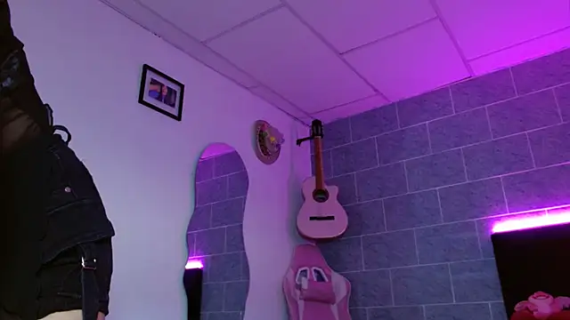Dakota bumm online show from 04.27.26