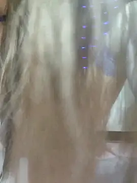 Snapshot of Love_Lysa_ chatting on 09.11.25 Love Lysa online show from 09.11.25