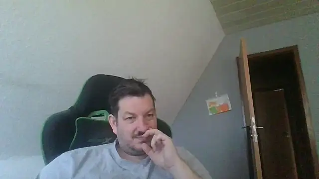 Golffahrer1982 online show from 03.21.26