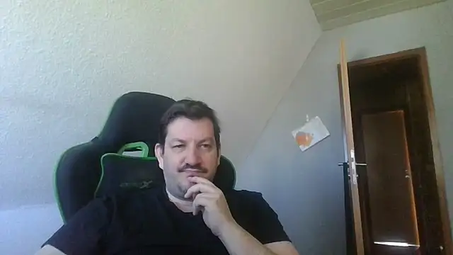 Golffahrer1982 online show from 04.22.26