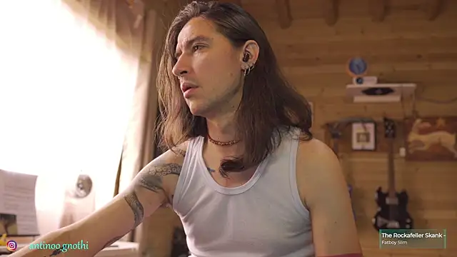 Snapshot of Antinoo_Gnothi chatting on 11.23.25 Antinoo Gnothi online show from 11.23.25