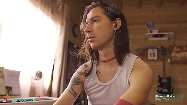 Snapshot of Antinoo_Gnothi chatting on 11.24.25 Antinoo Gnothi online show from 11.24.25