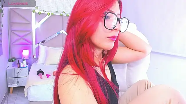 Snapshot of Zoe_Lennoxx chatting on 01.07.25 Zoe Lennoxx online show from 01.07.25