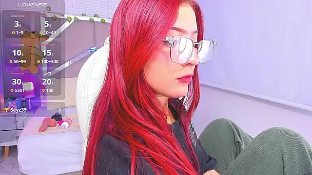 Snapshot of Zoe_Lennoxx chatting on 02.15.25 Zoe Lennoxx online show from 02.15.25