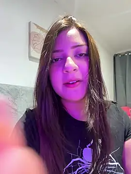 Snapshot of Zoe_Lennoxx chatting on 06.22.26 Zoe Lennoxx online show from 06.22.26
