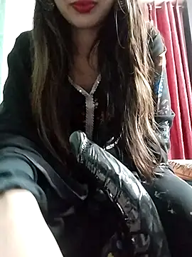 Noor Darliing online show from 12.14.25