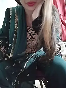 Snapshot of Noor_Darliing chatting on 06.11.26 Noor Darliing online show from 06.11.26