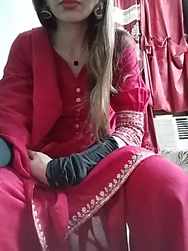 Snapshot of Noor_Darliing chatting on 06.12.26 Noor Darliing online show from 06.12.26