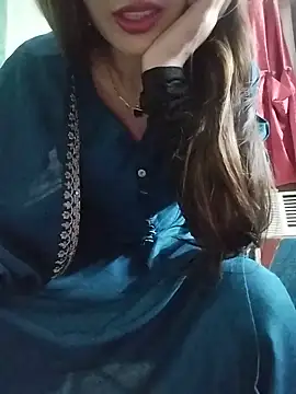 Snapshot of Noor_Darliing chatting on 06.22.26 Noor Darliing online show from 06.22.26