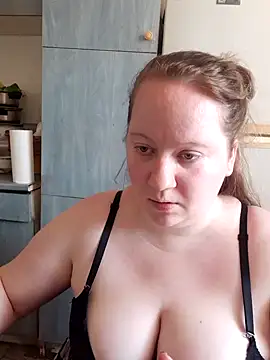 D Marinna online show from 03.17.25