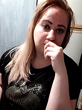 D Marinna online show from 02.21.26