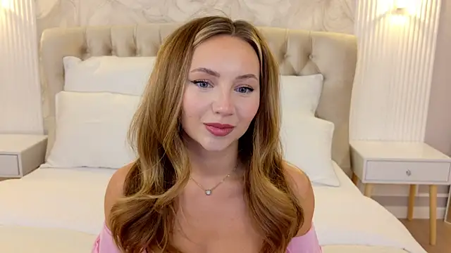 LilyRaisa online show from 03.22.25