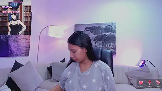 Snapshot of Ary_7 chatting on 02.08.25 Ary 7 online show from 02.08.25