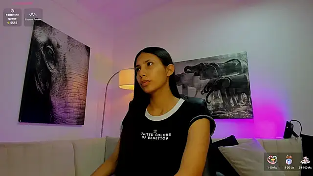 Snapshot of Ary_7 chatting on 10.17.25 Ary 7 online show from 10.17.25