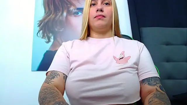 Snapshot of hanna_rabbit_ chatting on 12.04.24 hanna rabbit online show from 12.04.24