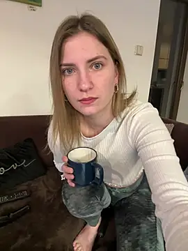 Snapshot of secretcrazy69 chatting on 01.14.25 secretcrazy69 online show from 01.14.25