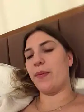 Snapshot of secretcrazy69 chatting on 03.15.25 secretcrazy69 online show from 03.15.25