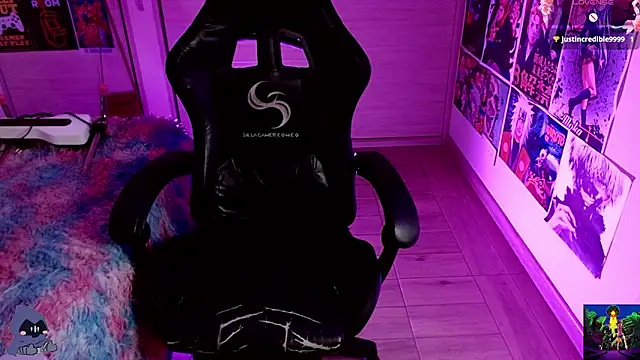 Emmachan19 online show from 01.20.25