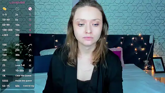 Snapshot of Linda_Bryant chatting on 12.28.24 Linda Bryant online show from 12.28.24