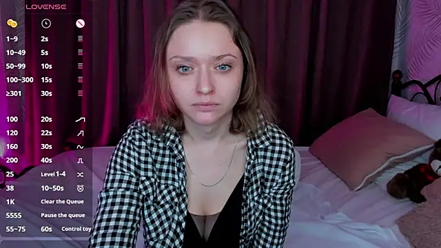 Snapshot of Linda_Bryant chatting on 01.10.25 Linda Bryant online show from 01.10.25