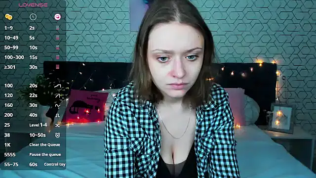 Snapshot of Linda_Bryant chatting on 02.02.25 Linda Bryant online show from 02.02.25