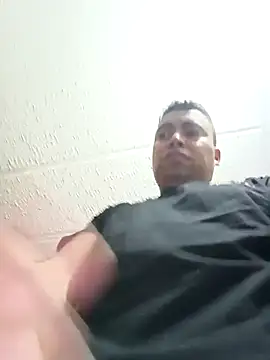 Snapshot of Diego_leon27 chatting on 02.13.25 Diego leon27 online show from 02.13.25