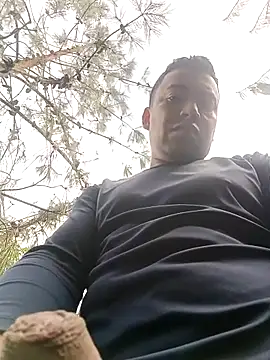 Snapshot of Diego_leon27 chatting on 11.13.25 Diego leon27 online show from 11.13.25