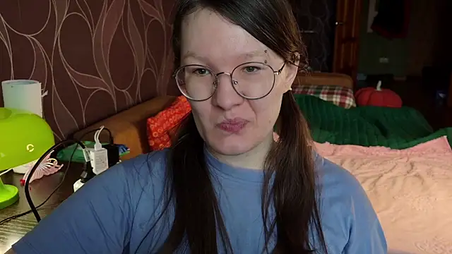 Snapshot of MiriamOr chatting on 01.15.26 MiriamOr online show from 01.15.26