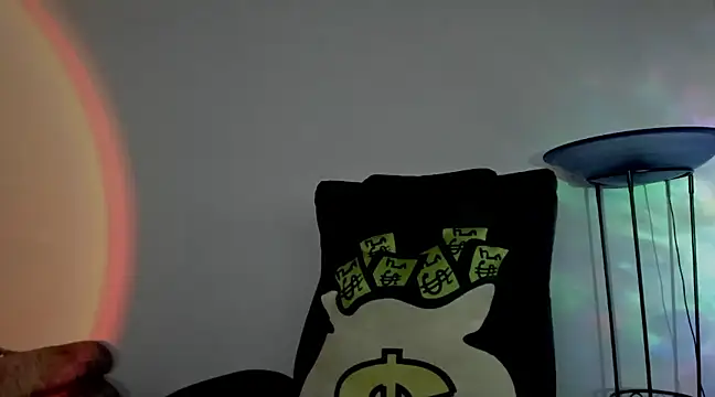 Mila  Paramo online show from 12.14.24