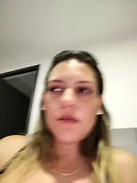 Snapshot of Mia_Hampton chatting on 12.22.24 Mia Hampton online show from 12.22.24