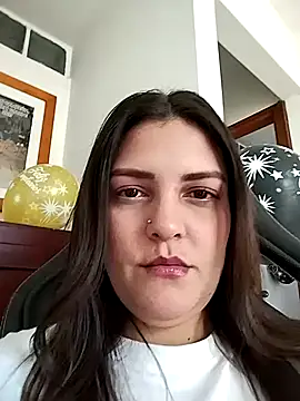 Mia Hampton online show from 01.16.26