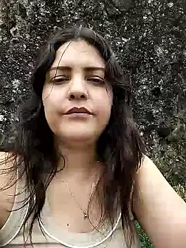 Mia Hampton online show from 02.10.26