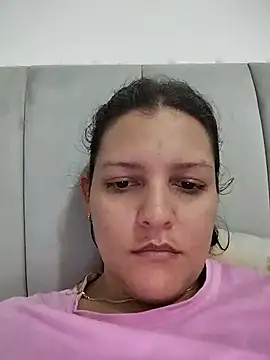 Mia Hampton online show from 07.18.26