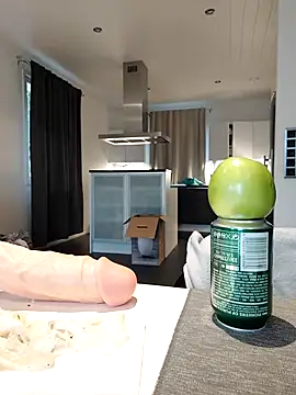 Snapshot of DarrenSullivanSlut chatting on 09.15.25 DarrenSullivanSlut online show from 09.15.25