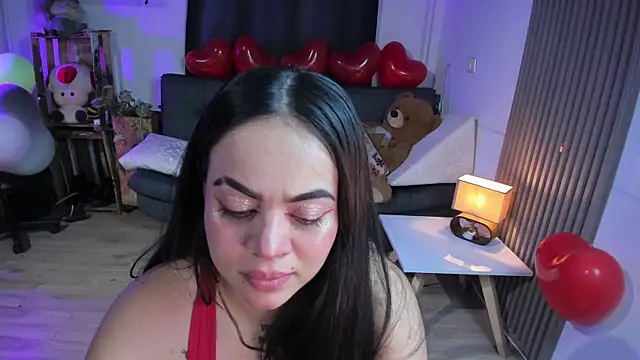 Snapshot of Cuttiealice chatting on 02.21.25 Cuttiealice online show from 02.21.25