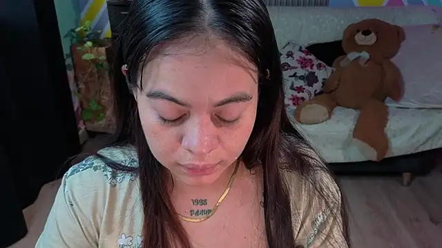 Snapshot of Cuttiealice chatting on 09.20.25 Cuttiealice online show from 09.20.25