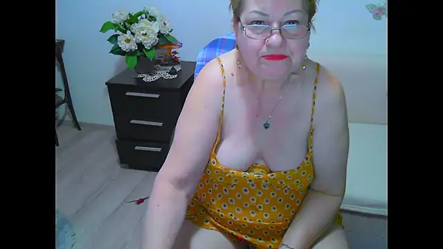 Hyllda online show from 03.19.25