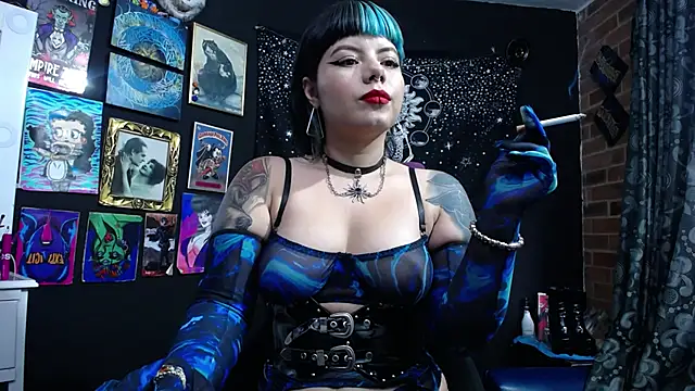 Yourmadame P online show from 03.03.25