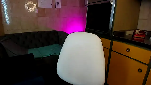 Leticia goddes online show from 01.11.25