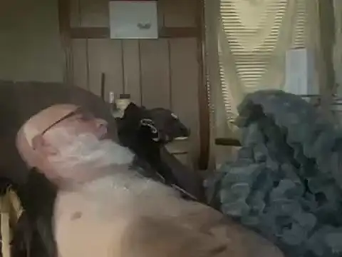 Snapshot of 44jon44 chatting on 12.15.24 44jon44 online show from 12.15.24