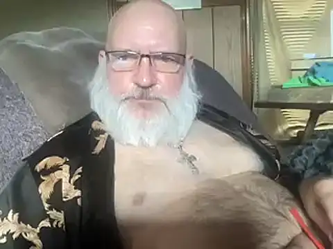 Snapshot of 44jon44 chatting on 12.15.24 44jon44 online show from 12.15.24