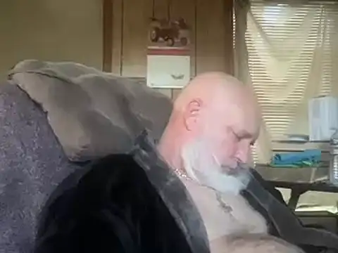 Snapshot of 44jon44 chatting on 12.21.24 44jon44 online show from 12.21.24