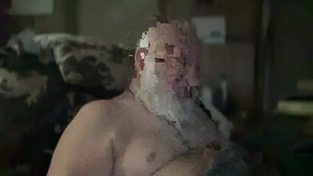 Snapshot of 44jon44 chatting on 10.28.25 44jon44 online show from 10.28.25